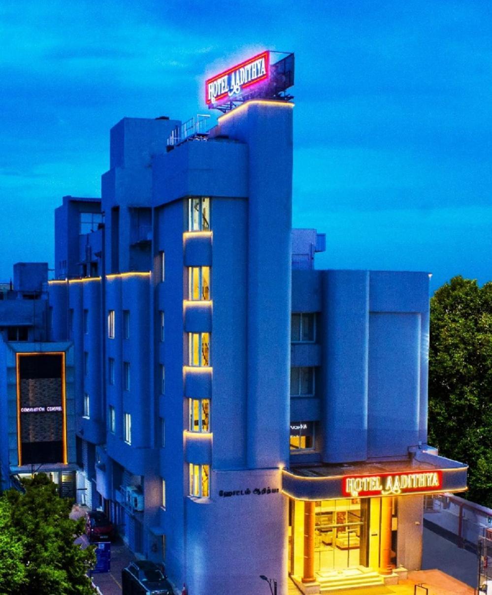 Hotel Aadithya Chennai Exteriör bild